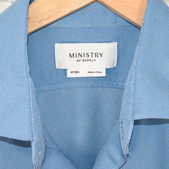 Ministry of supply Men's Slim fit button up shirt in blue size Medium - Picture 2 of 4